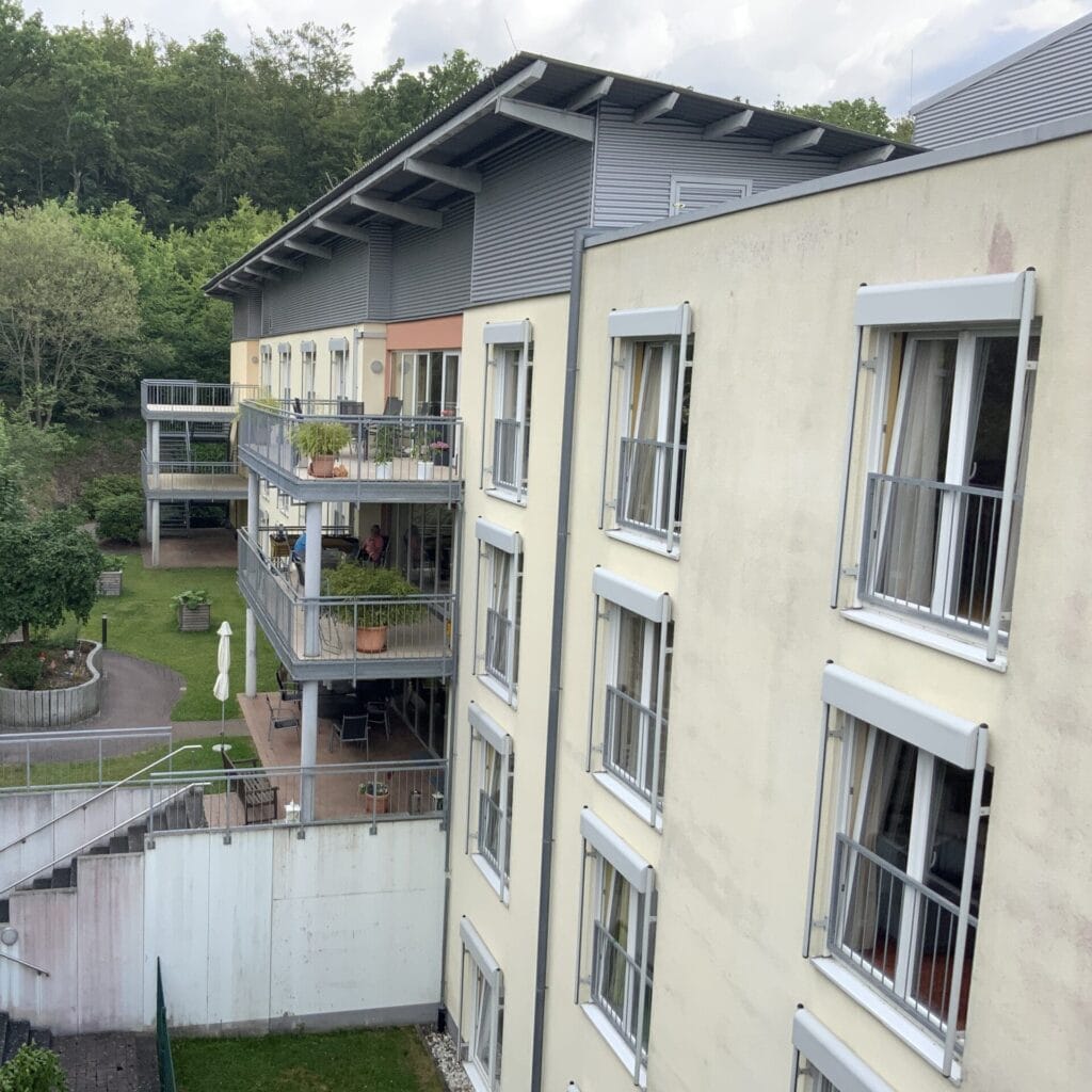 Sozialimmobilie (z.B. Pflegeheim, Kindergarten, Wohnheim)